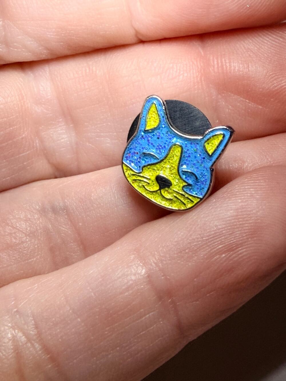 Hey Its Meu Cosmic Glitter Cat Enamel Lapel Hat Pin Blue Yellow Kawaii